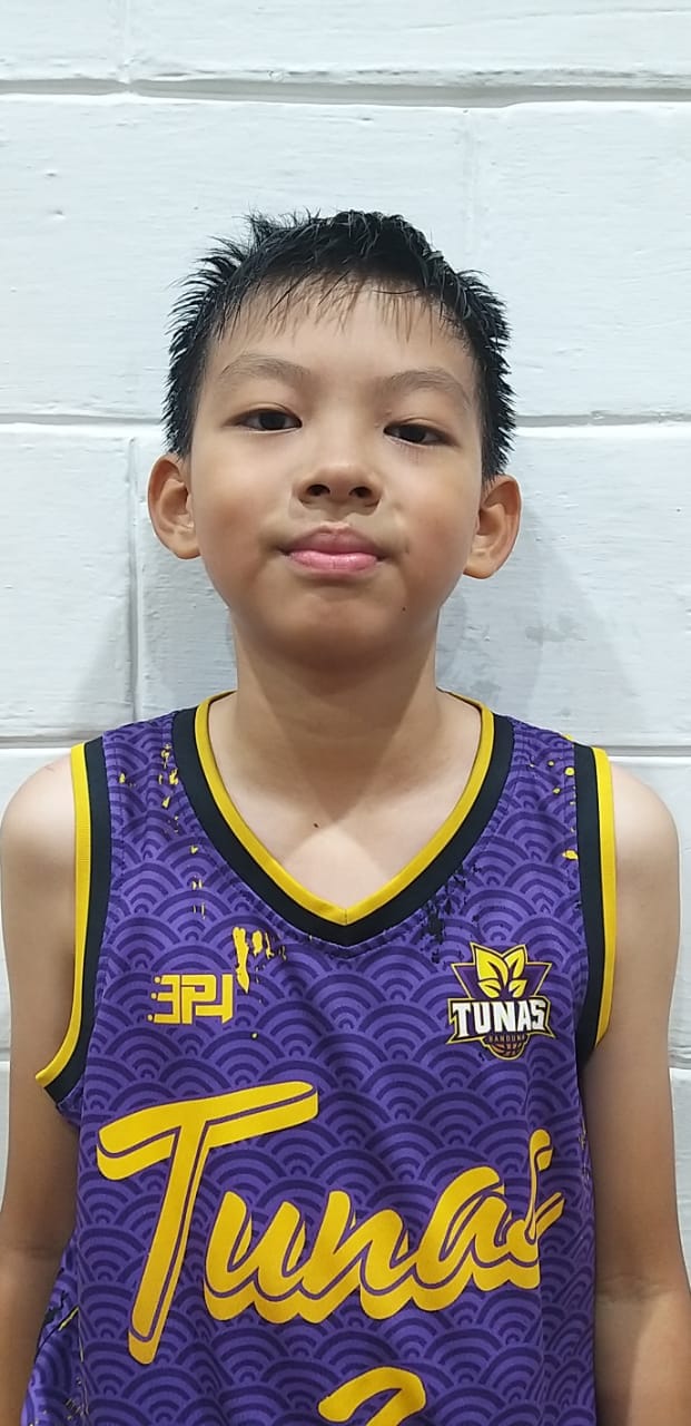 Pas-Foto-Finn-Frederick-Kartono